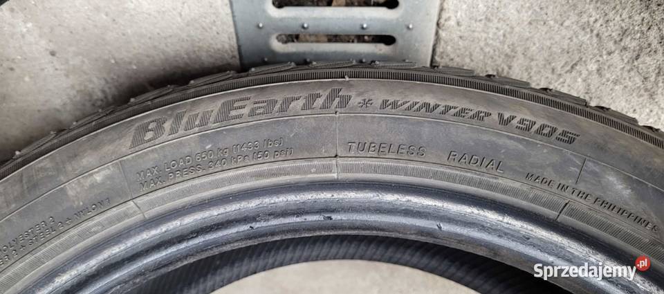 Sprzedam opony zimowe Yokohama 205 50 17 Włocławek