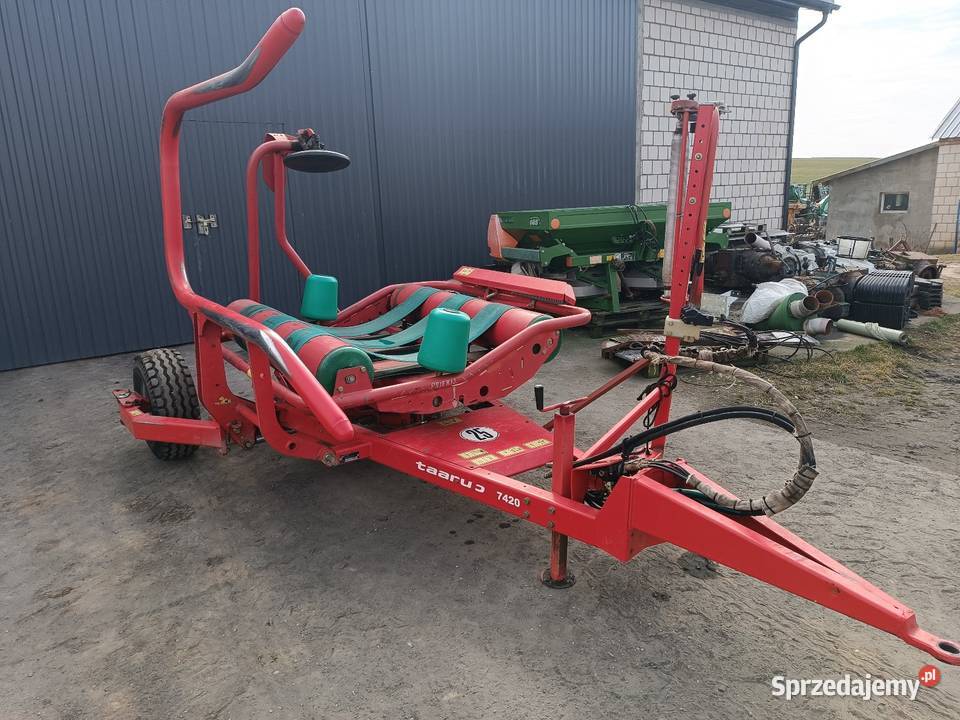 Owijarka samozaładowcza Taarup 7420