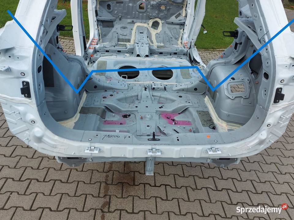 Jaecoo 7 PHEV 2025r pas tylny podłoga bagażnika