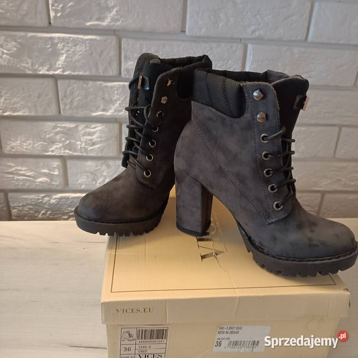 Nowe botki r36