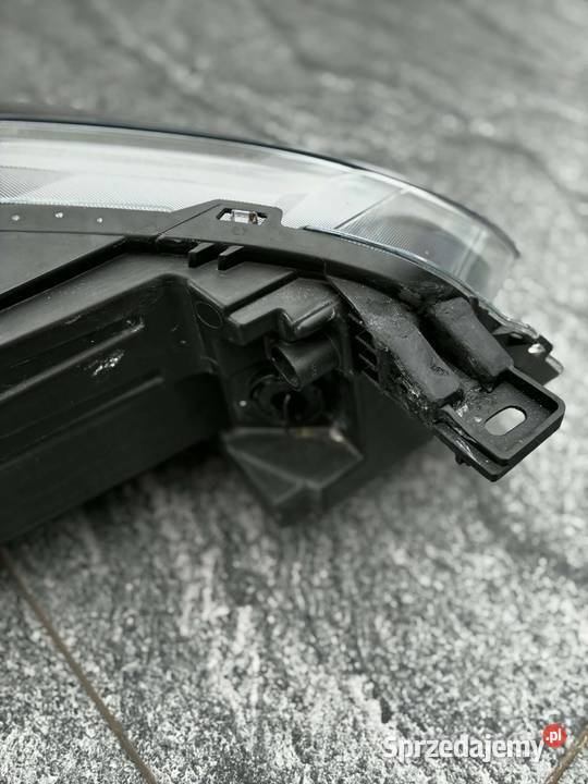 Lampa Przód Ford Kuga MK3 FULL LED lewe Części samochodowe Żywiec sprzedam