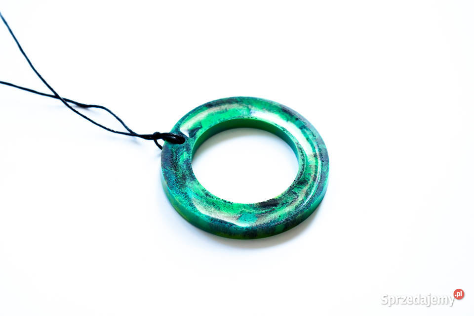 Duży kolorowy wisior 6 lekko świecący w Warszawa