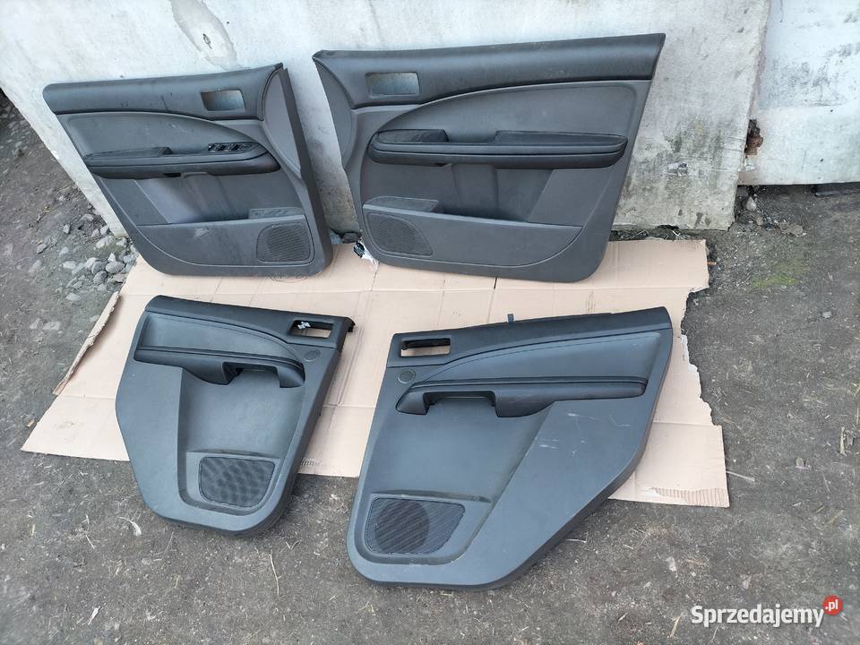 FORD FOCUS C MK1 BOCZEK BOCZKI DRZWI PANEL Kamień-Kolonia