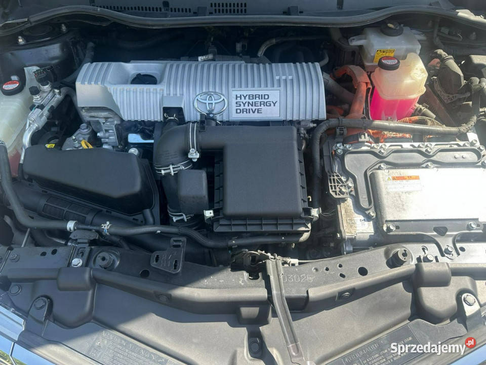 Toyota Auris Hybryda niski przebieg oryginalny