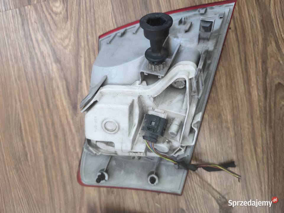 Sprzedam komplet lamp tył audi a4 B7 kombi 4 lubuskie