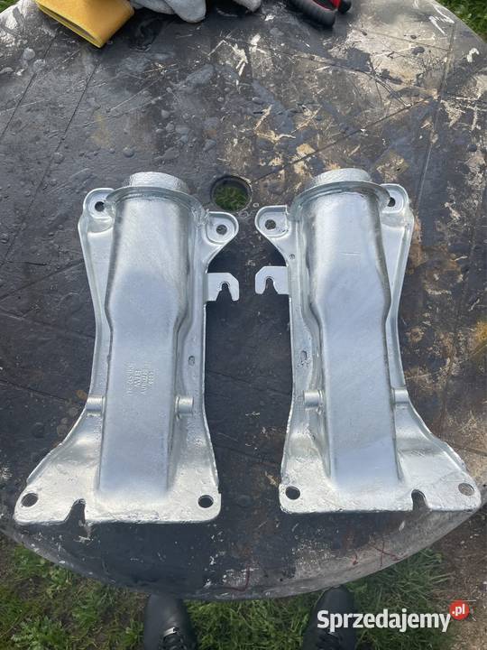 Mocowania amortyzatorow tyl quattro audi a4 b5 Zawieszenie i układ kierowniczy Małomice