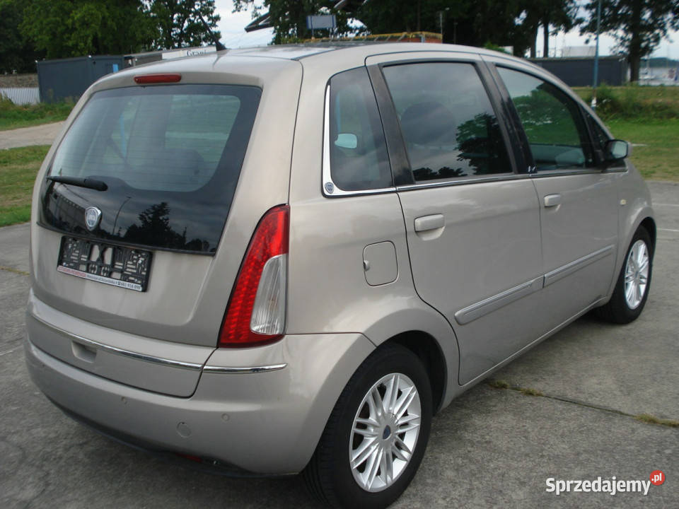 Lancia Musa Super stanBogate wyposażenie I 2004 Morzyczyn sprzedam