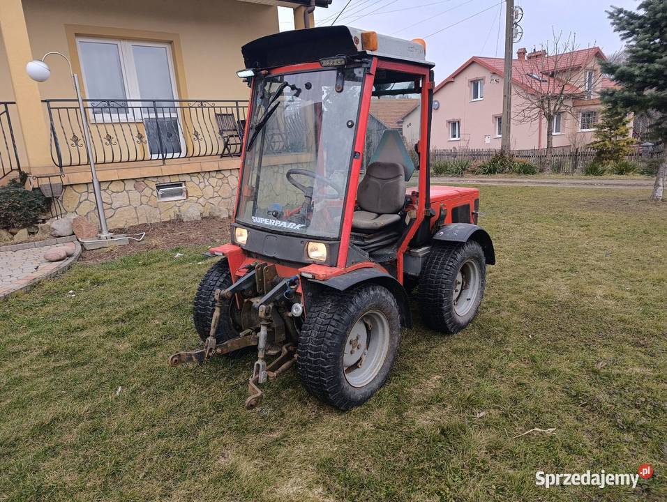 Sprzedam traktorek ogrodniczy Antonio carraro Napęd 4x4 Markuszowa