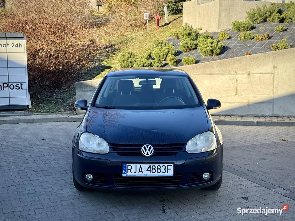 Volkswagen Golf V 16 Trendline 2005r GAZ Jarosław