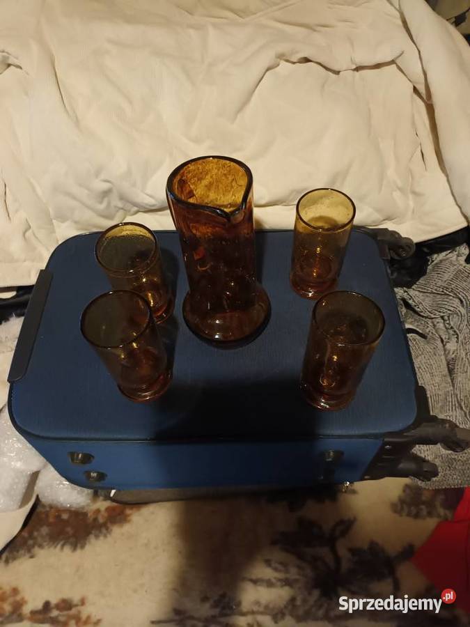 Dzbanek i 4 szklanki z grubego szkła bobelkowego Porcelana i szkło Bielsko-Biała sprzedam
