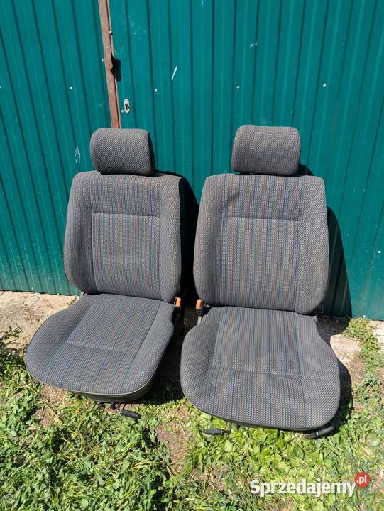 Fotele siedzenia przednie VW Passat B3 ładne osobowe małopolskie Krzeszowice