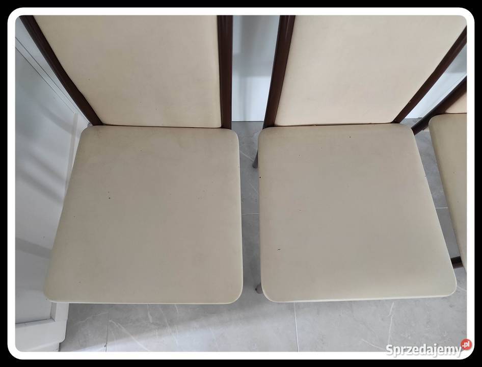 Krzesła metalowe z obiciem w eko skórze 4 sztuki Płock