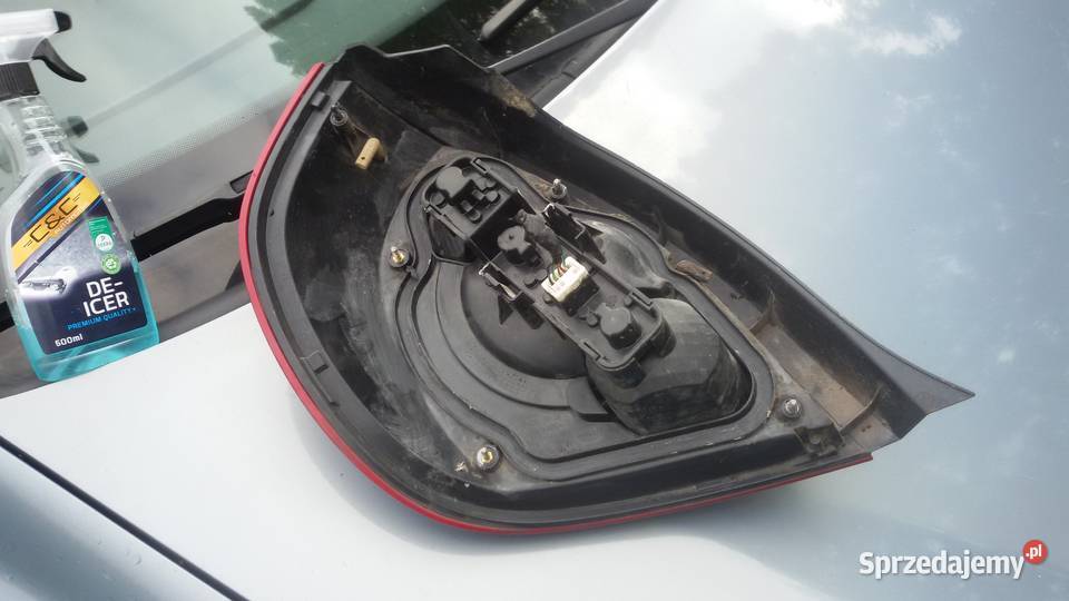 LAMPA TYLNA PRAWA NISSAN ALMERA N16LIFT warmińsko-mazurskie