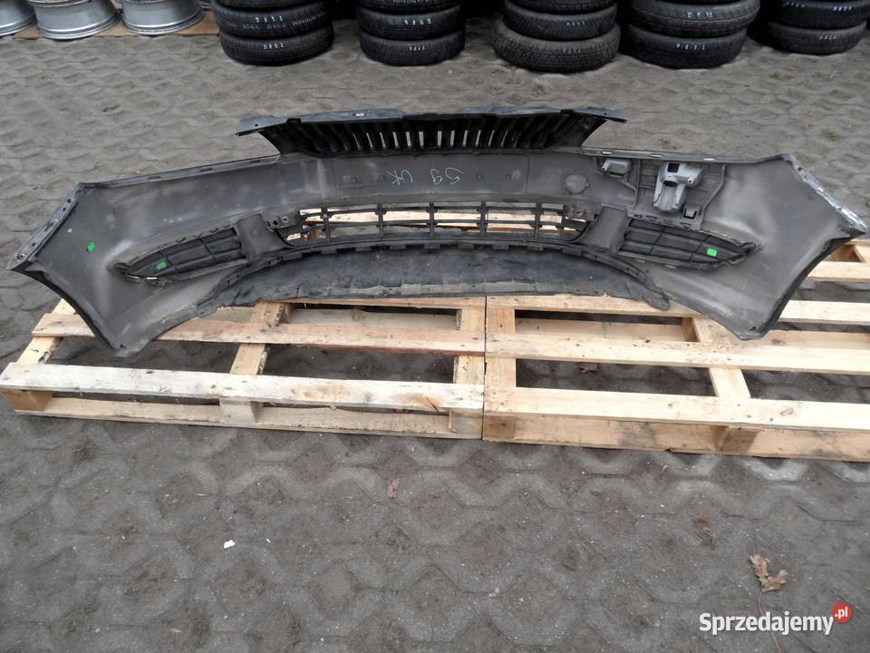 SKODA ROOMSTER LIFT 11r zderzak przód