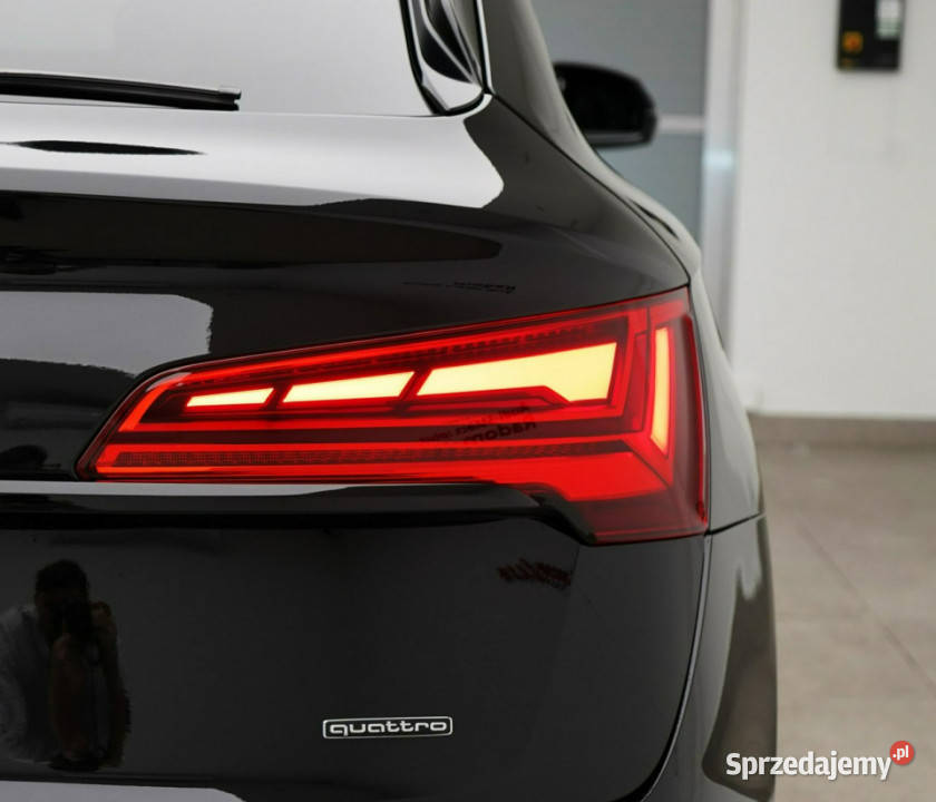 Audi Q5 Sportback 45 TFSI Quattro Sline światła LED