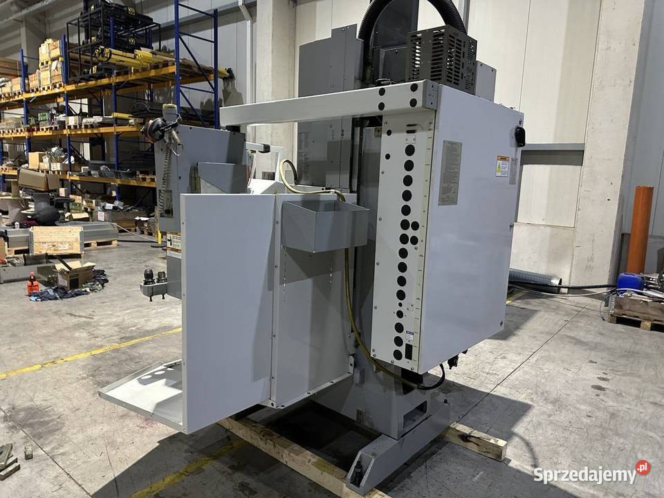 HAAS TM2 HE 2006 Centrum frezarskie CNC SK40 Produkcja Chybie