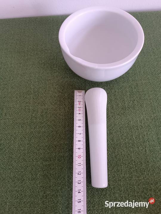 Biały ceramiczny moździerz Gorlice