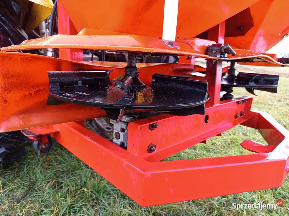 Rozsiewacz dexwal 2 talerzowy 850l Konstantynów Łódzki