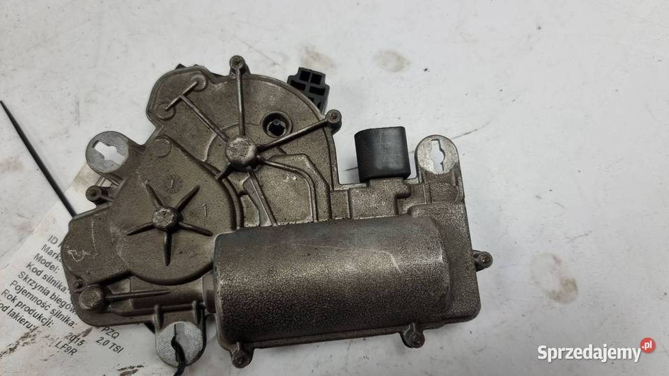 DOCIĄG KLAPY SKODA SUPERB III 3V5827887A Lipno