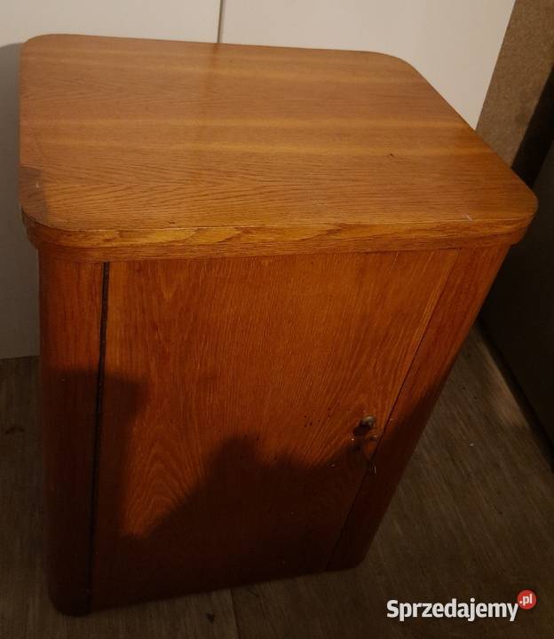 Zabytkowa Maszyna do szycia Łucznik czasy PRL