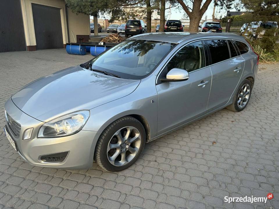 Volvo V60 16 DRIVe Turbo 2012r stan