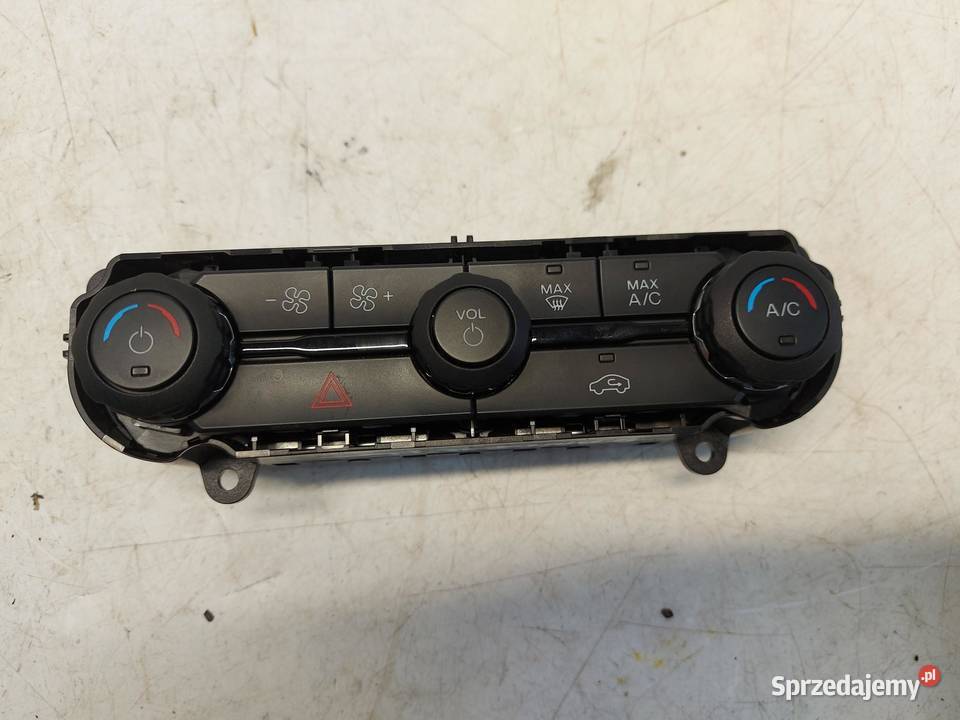 Ford Ranger VI 6 2024r PANEL KLIMATYZACJI Wyposażenie wnętrza