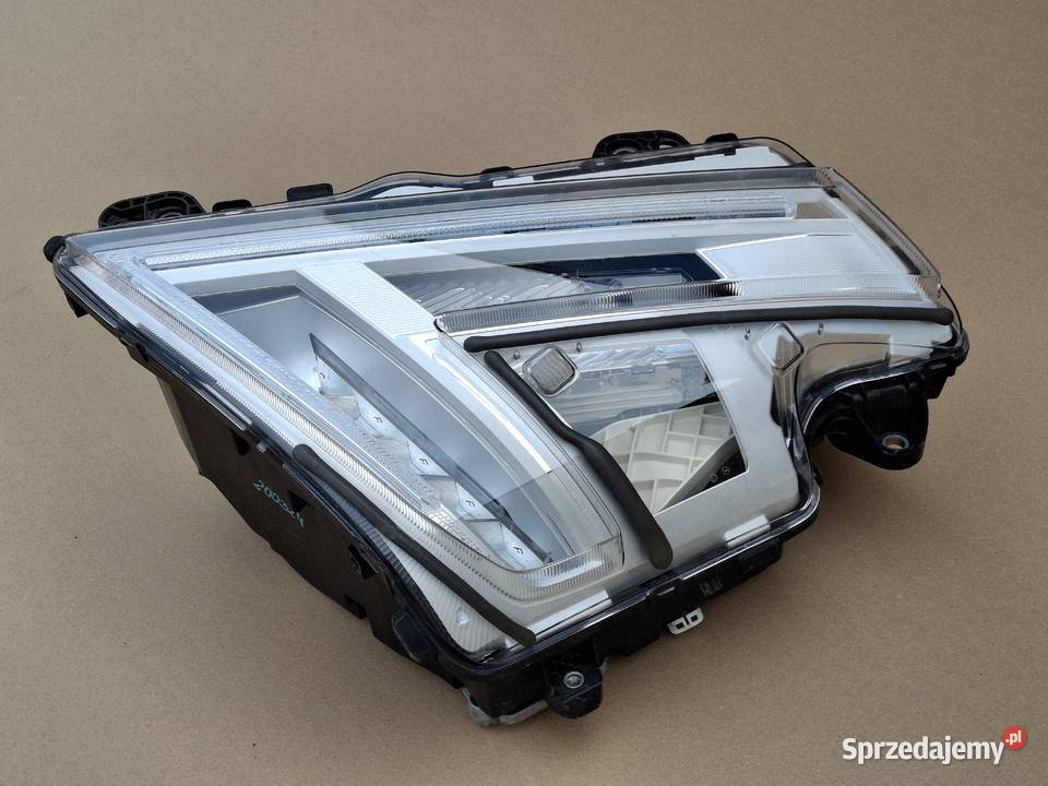 VOLVO FH5 FH 5 REFLEKTOR LEWY FULL LED LAMPA Bieleń