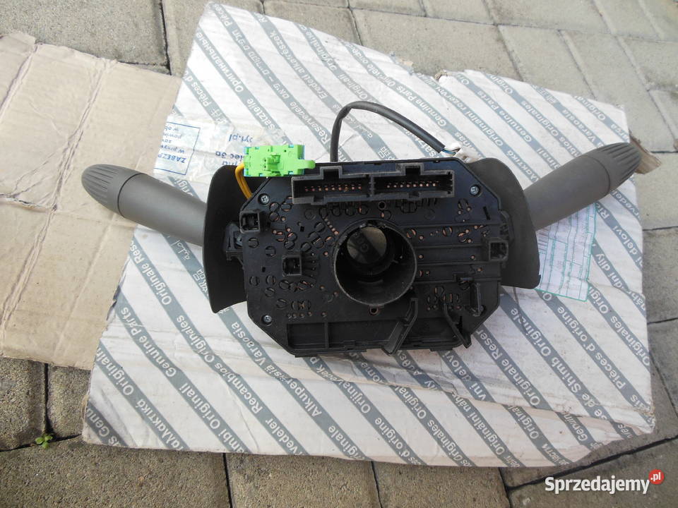 FIAT PANDA II PRZEŁĄCZNIK ZESPOLONY 735398129 osobowe Kozy