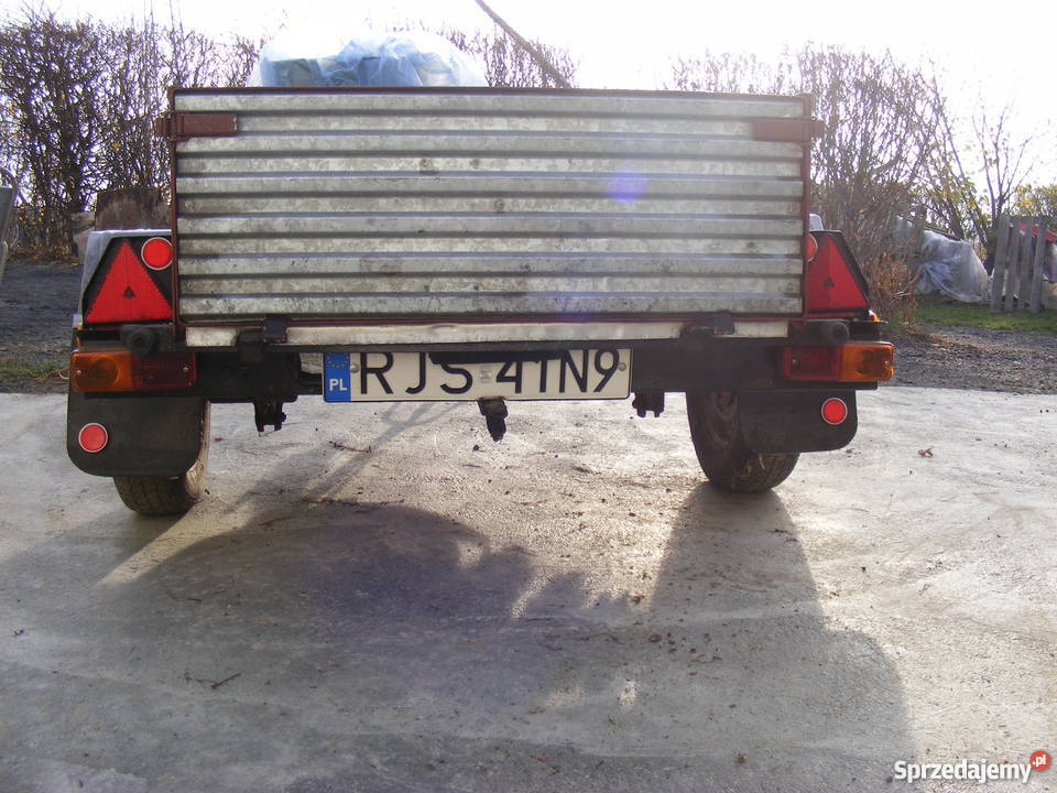 Przyczepka samochodowa 1