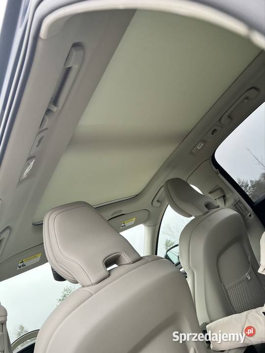 Volvo XC 60 B5 PLUS AWD Mild Hybrid 264 264KM Warszawa