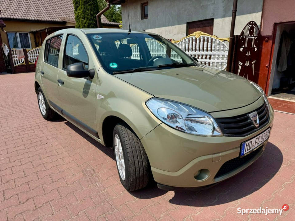 Dacia Sandero Sandero Ładne Zadbane Mpi 140 manualna Szerominek sprzedam