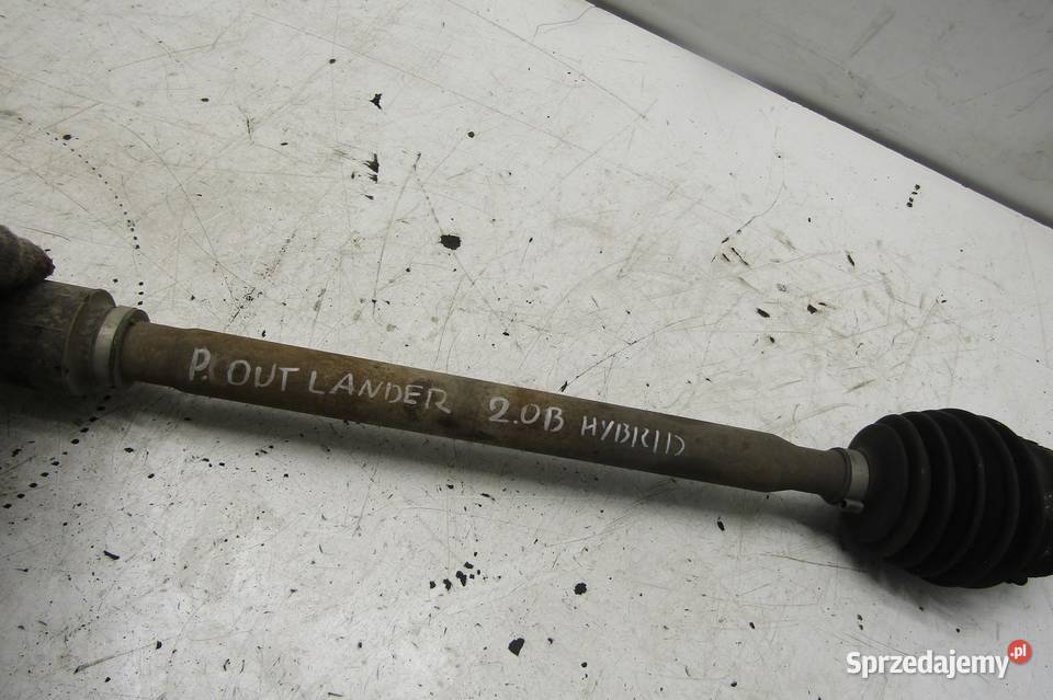 PÓŁOŚ PRZEDNIA PRAWY PRZÓD 20 DOHC MITSUBISHI