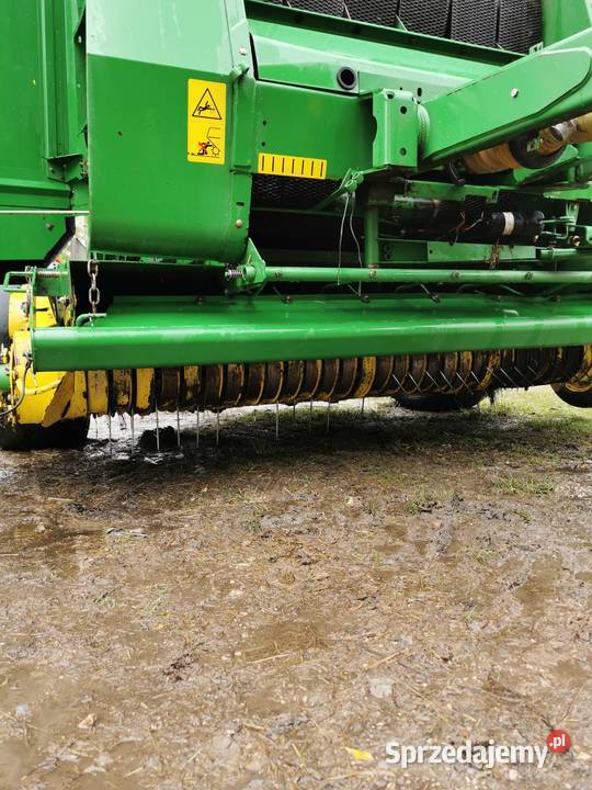 Prasa zmiennokomorowa John Deere 592 CoverEdge