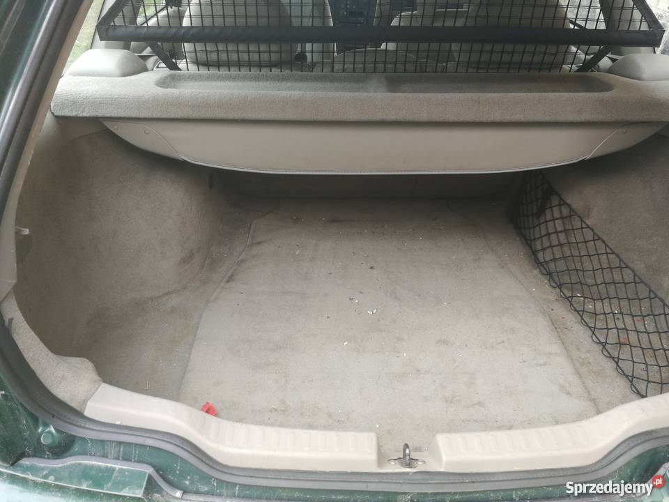 Uszkodzone Volvo v40 z roczną instalacją LPG