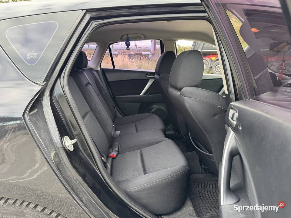 Mazda 3 25 BENZYNA Zarejestrowana Długie Opłaty Konin sprzedam