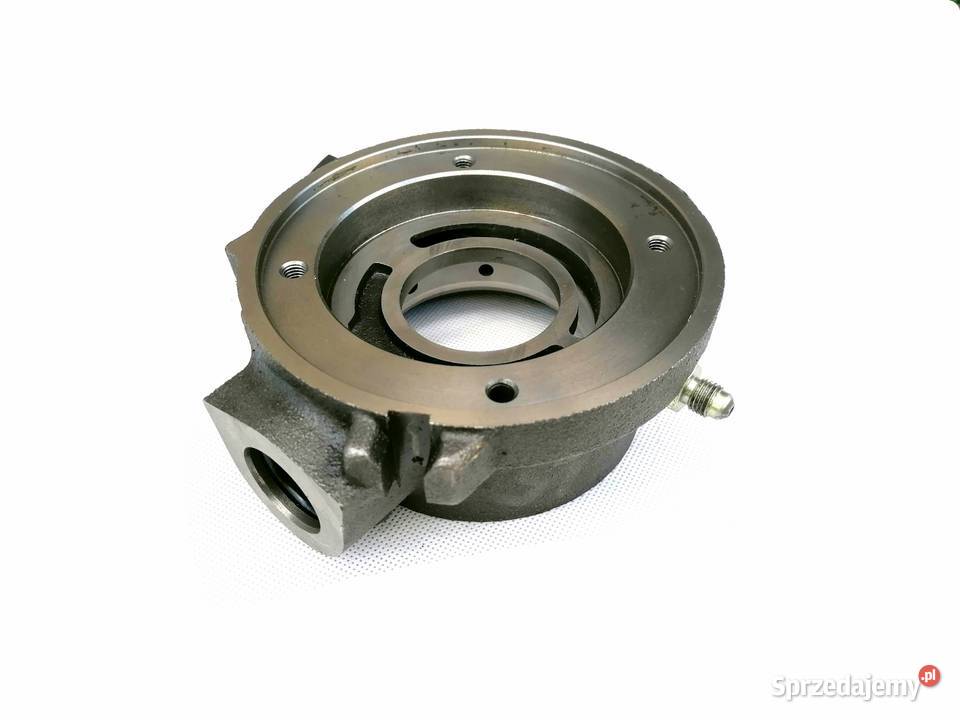 Obudowa pompy Massey Ferguson 8110 8120 8130 Części zamienne podlaskie