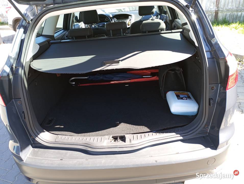 Sprzedam Ford Focus Kombi z 2012 r światła do jazdy dziennej Kielce