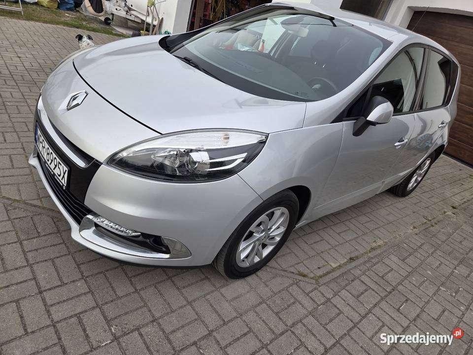 Renault scenic 15 d2013rzadbany udokumentowany Rok produkcji 2013 Samochody osobowe Słupsk sprzedam