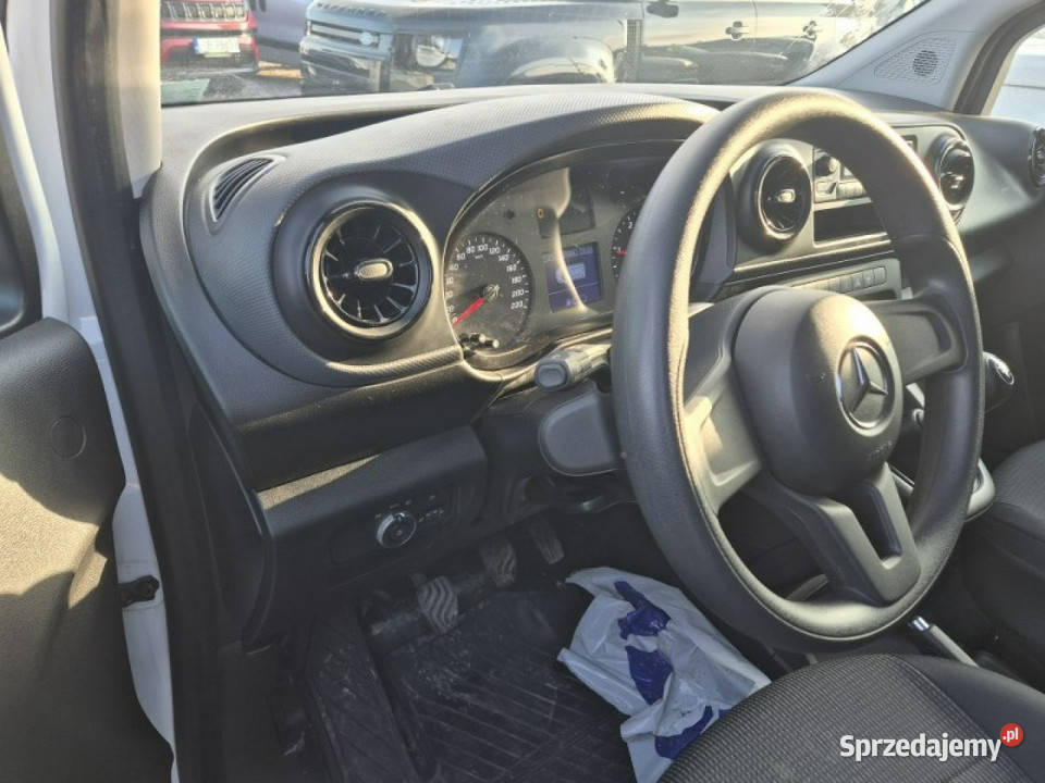 Mercedes Citan Komorniki