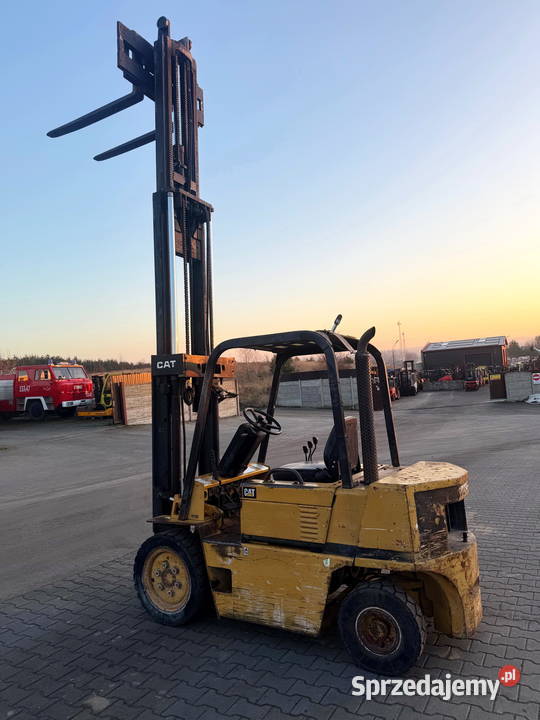 wózek widłowy CATERPILLAR V50D diesel Triplex diesel łódzkie