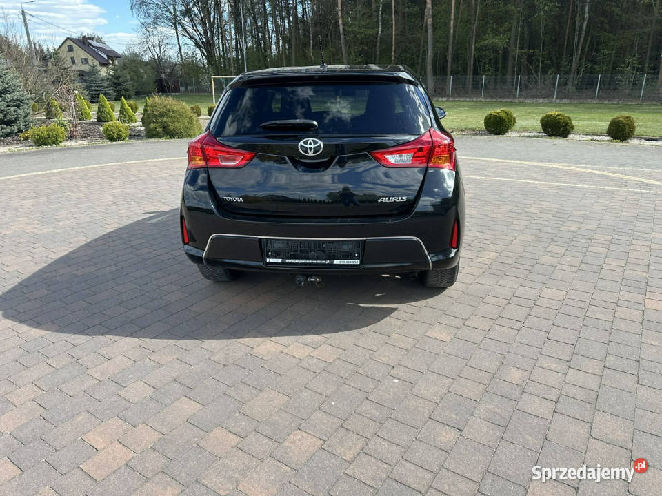 Toyota Auris II 2012 manualna Auris mazowieckie Lipówki