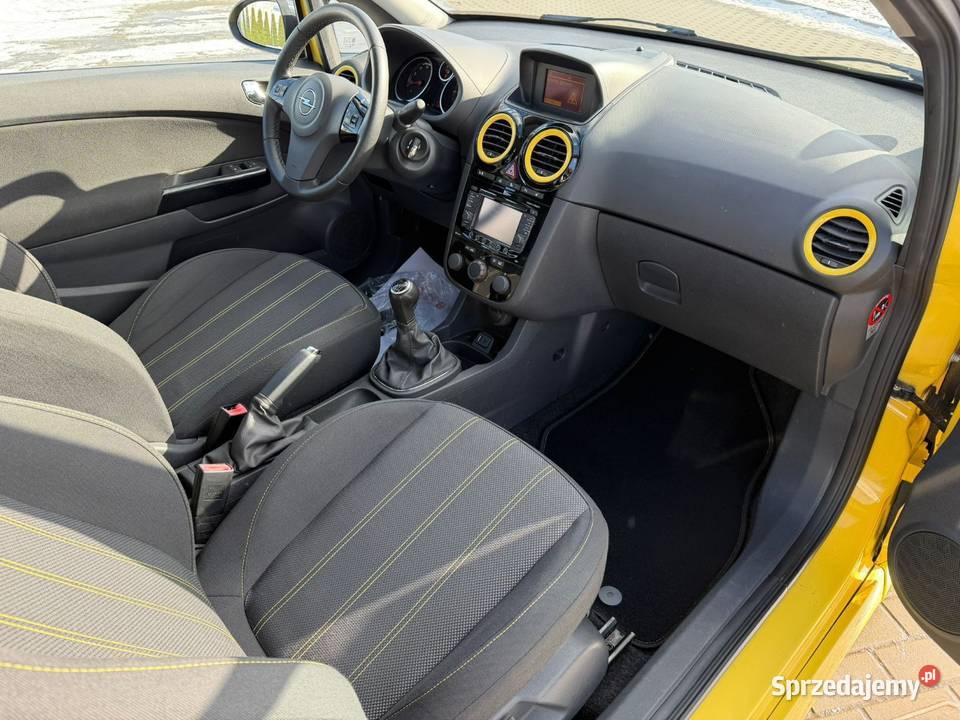 Opel Corsa GSI 16Turbo OpcLine gniazdo AUX mazowieckie