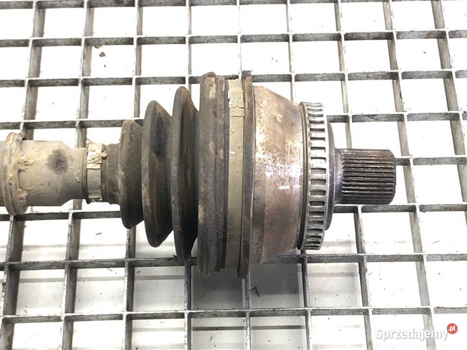 PÓŁOŚ LEWY PRZÓD AUDI A4 B6 30 220 0005 PRZEGUB osobowe