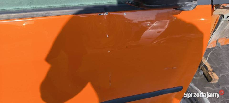 DRZWI PRAWE PRZÓD VOLKSWAGEN CADDY III Pozostałe