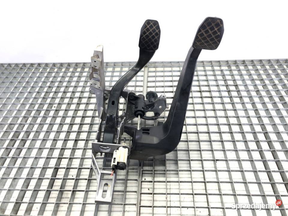 PEDAŁY MANUAL AUDI A4 B7 0408 8E1721117A 20 140 sprzedam