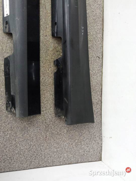 LISTWA PROGOWA PRAWY LEWY KPL NAKŁADKA OSŁONA Rok produkcji 2007 świętokrzyskie