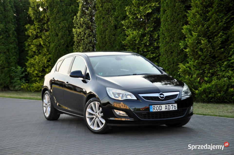 Opel Astra 16T180SkóryGrzane Fotele2xParktronikI Motoryzacja Ostrów Mazowiecka