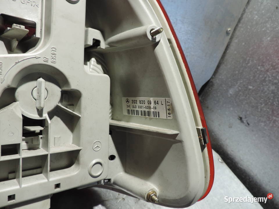Lampa Lewa Tylna MERCEDES C KLASA W202 Nowy Sącz