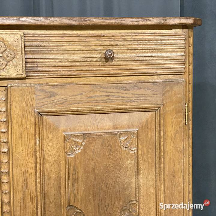 Rzeźbiona komoda w rustykalnym stylu lity dąb zachodniopomorskie