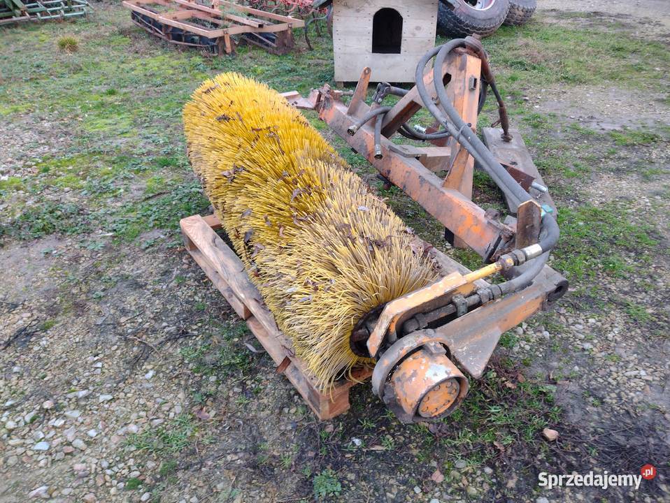 Zamiatarka uliczna do ciągnika Spławy Pierwsze